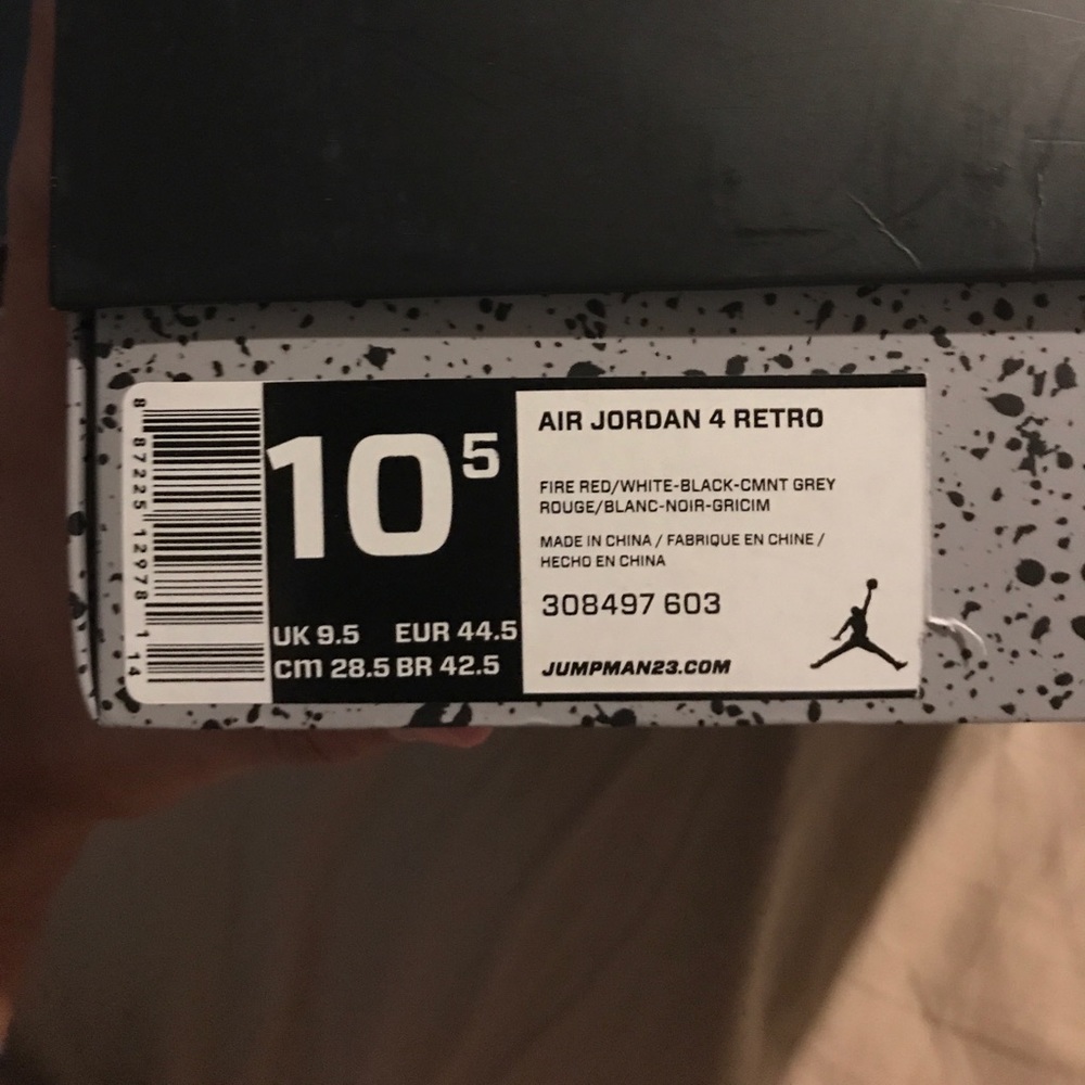 Air Jordan 4 Retro "Toro"