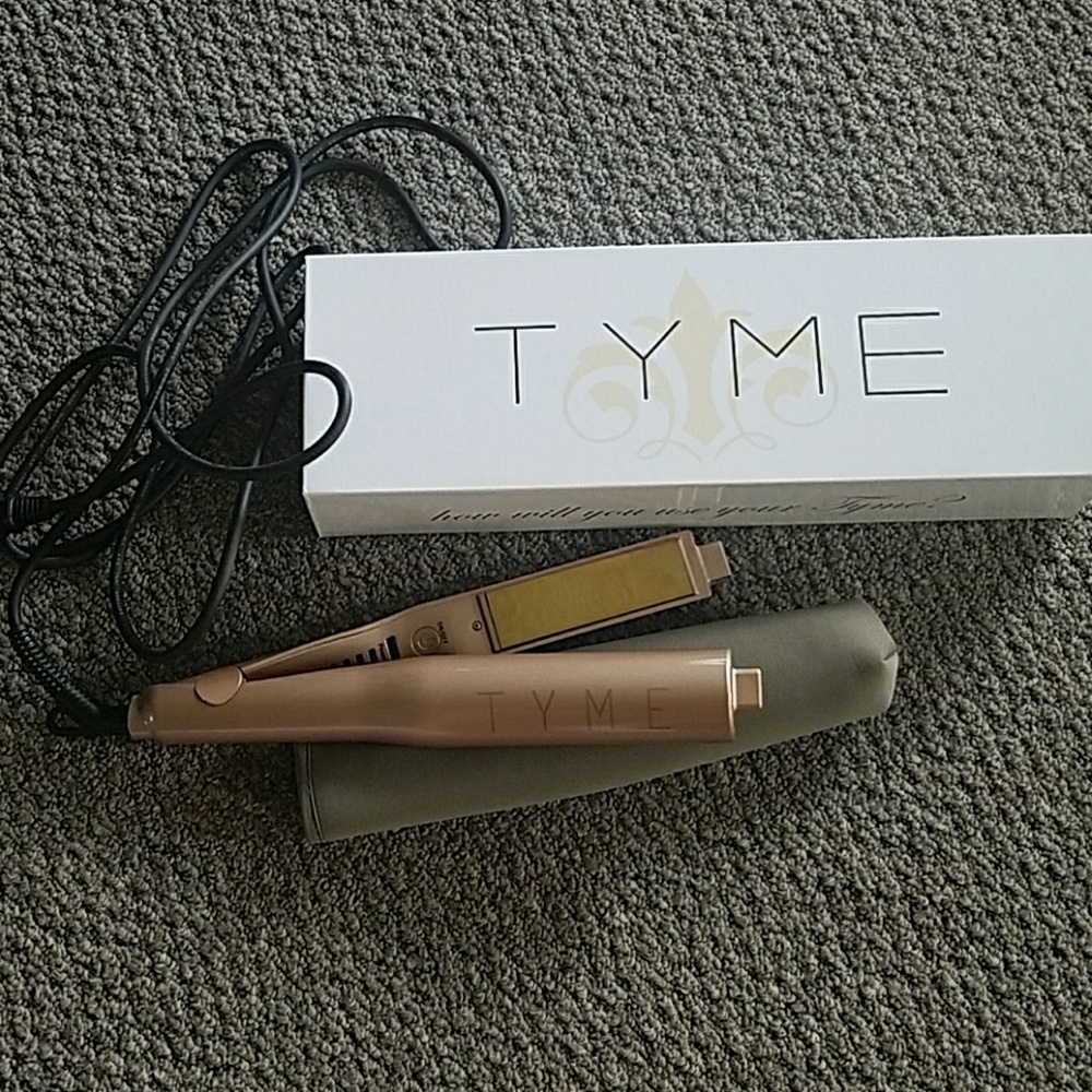 Tyme hair iron
