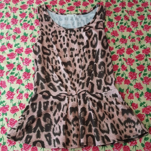 Leopard peplum tank - Picture 1 of 1