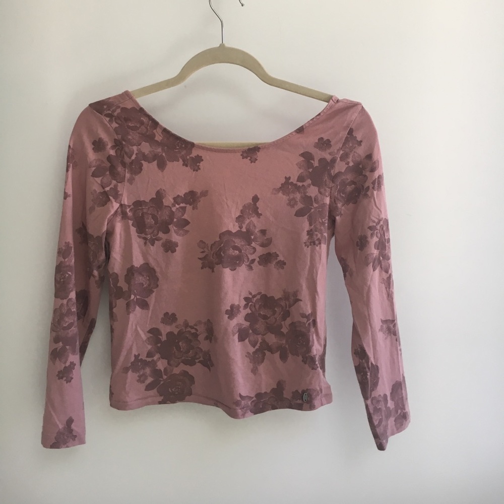 Open back AEO flower crop top