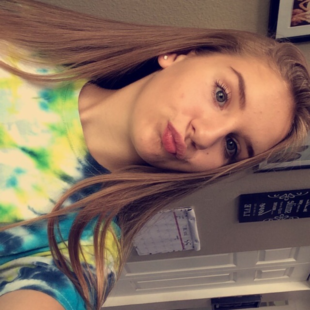 Meet your Posher, Brandi