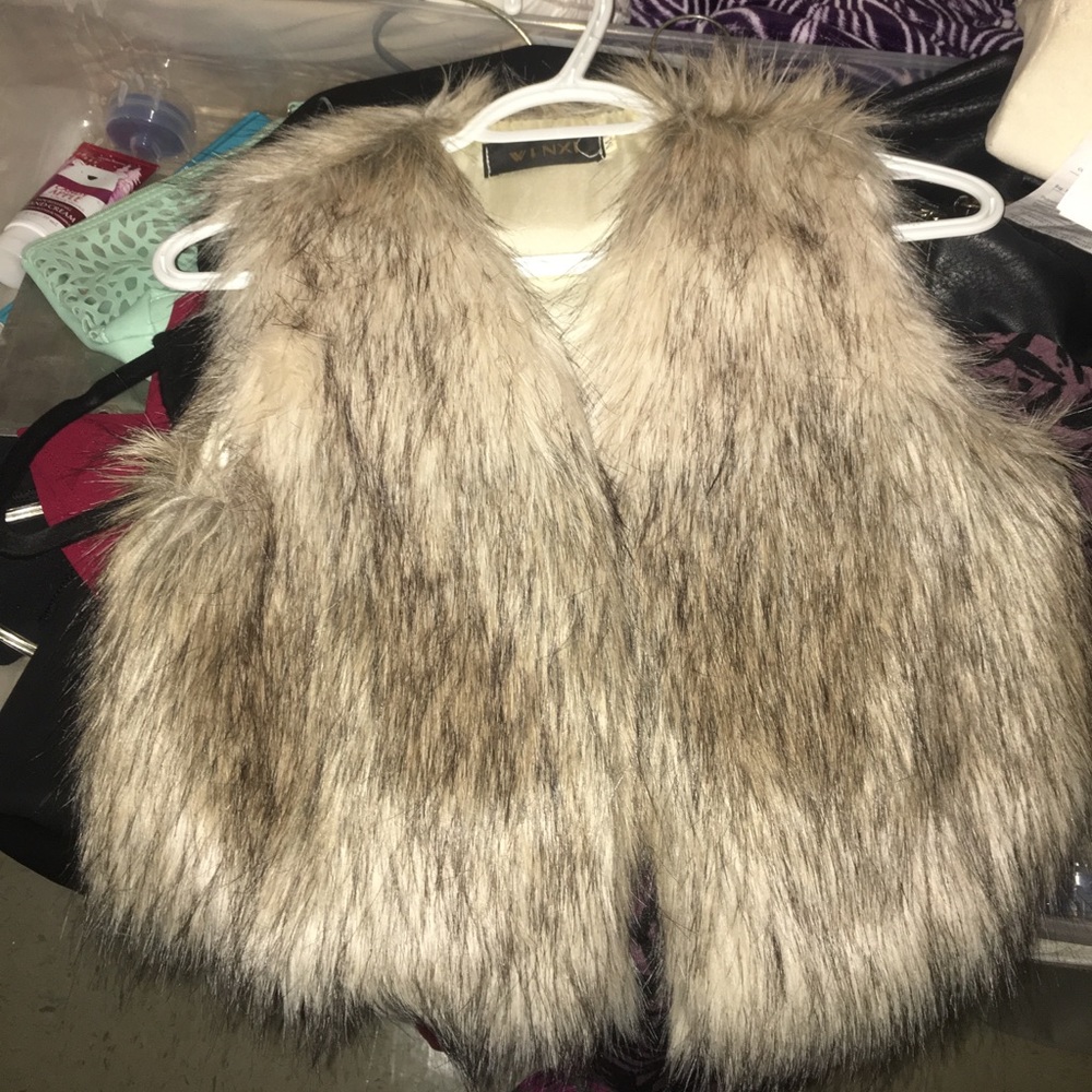 Fur vest