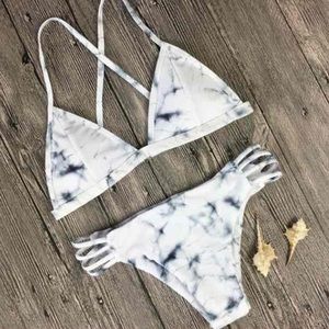 Medium marble swim wear!