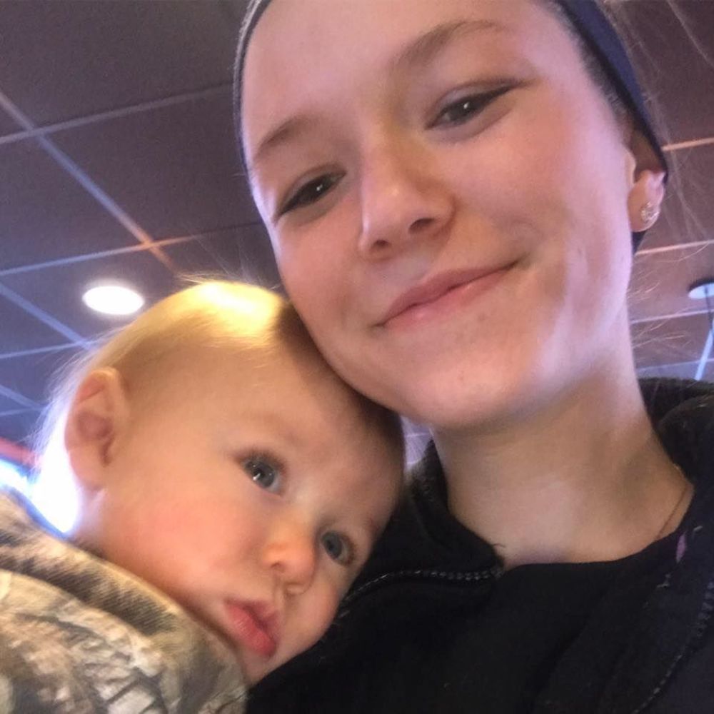 Meet your Posher, Alexis