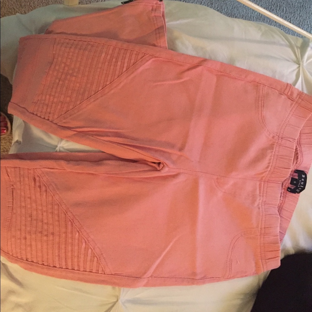 Stretchy Beulah pink pants!