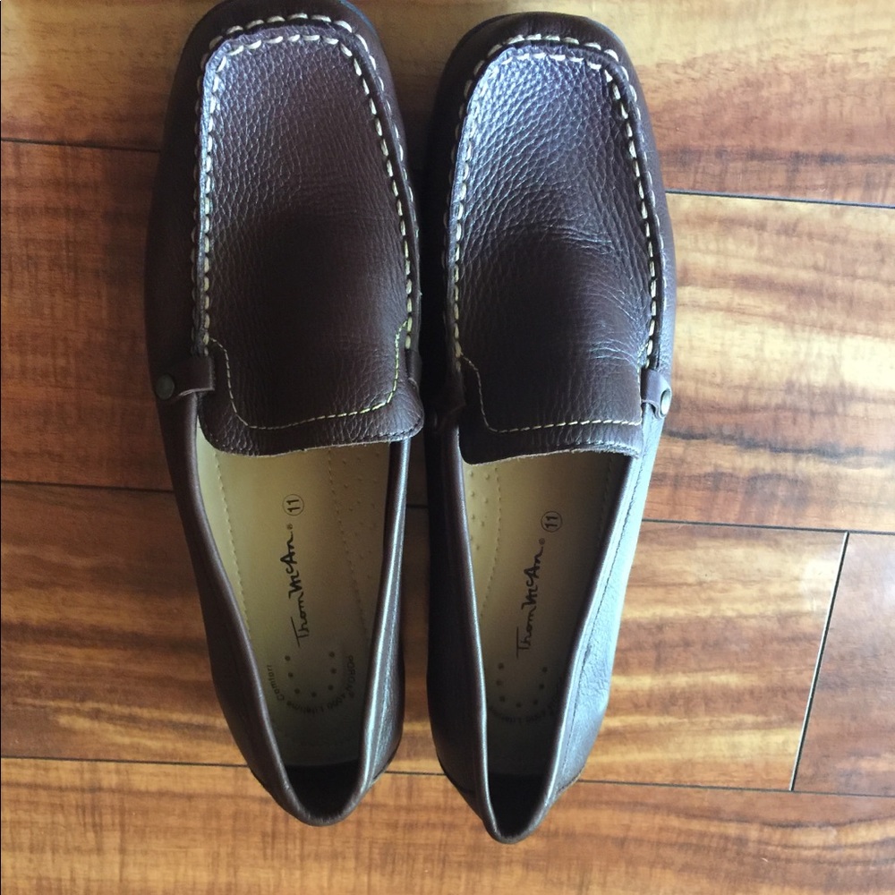 Thom Mc An size 11 like new brown leather