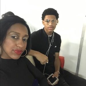 Meet your Posher, Anny