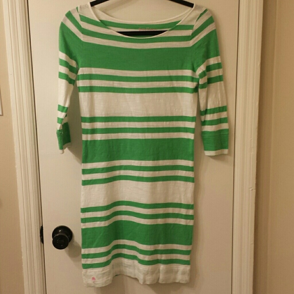 Donating soon..Lilly Pulitzer Cassie Dress(Flawed)
