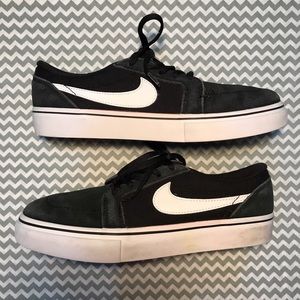 Nike Youth Skate Shoe