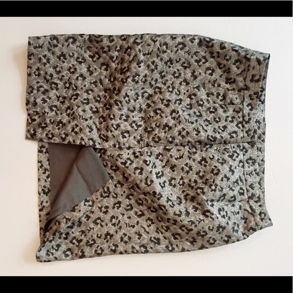 Loft leopard print skirt - Picture 2 of 2