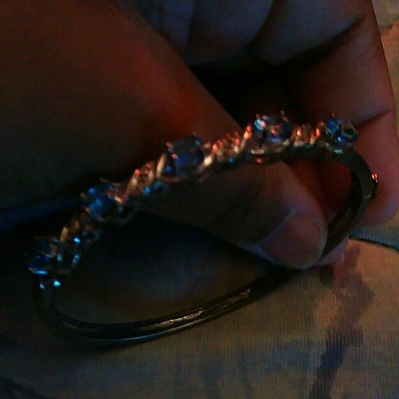 Bracelet - Picture 5 of 5