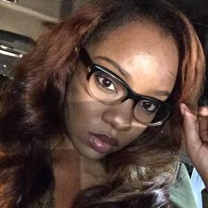 Meet your Posher, Tationia