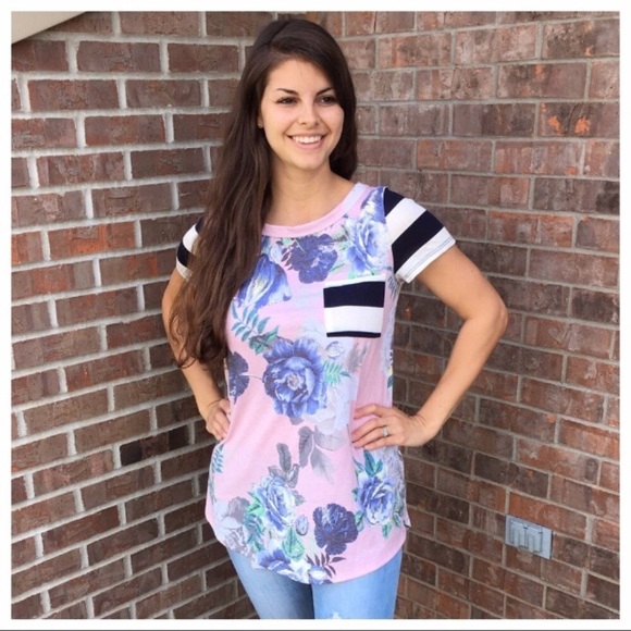 🔥SOLD OUT▫️SALE🔥Plus Striped Floral Print Tee - Picture 6 of 7