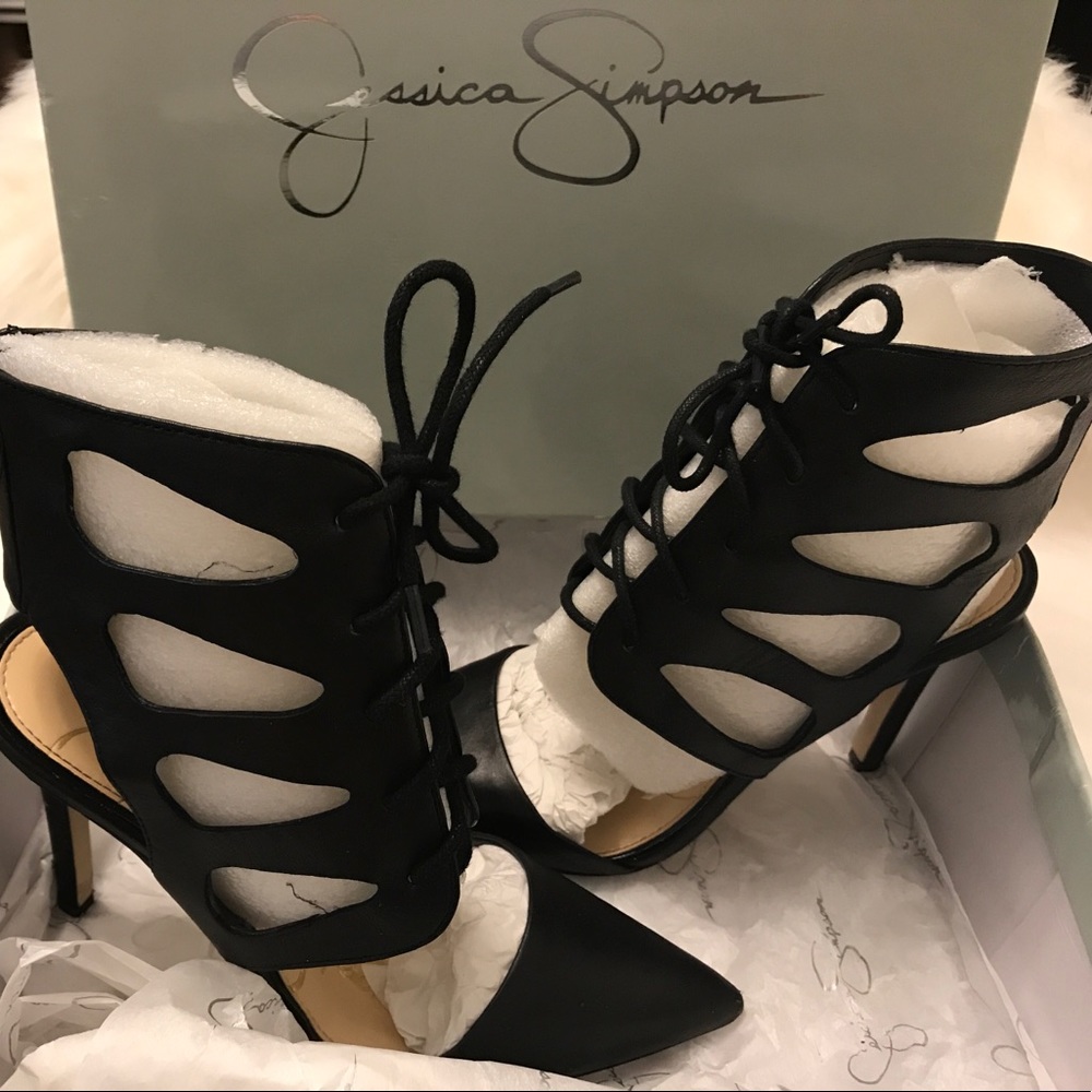 Jessica Simpson! Super cute