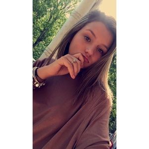 Meet your Posher, Carly