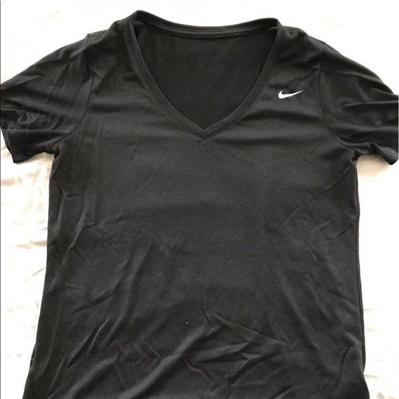 ❌SOLD❌Nike fro-fit tee - Picture 2 of 3