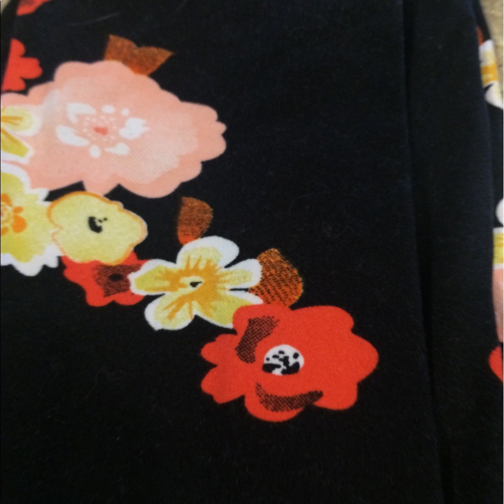 Rare Flower Lularoe Leggings - Old Waist!