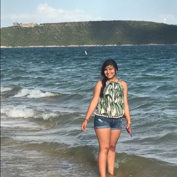 Meet your Posher, Michelle - Picture 1 of 1