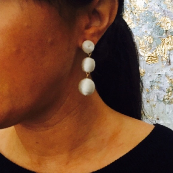 ‼️Gone by Saturday in Upscale Yard Sale Saturday - Picture 3 of 3