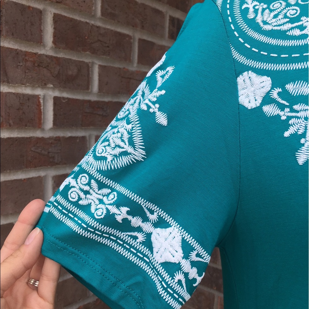 ▫️SOLD OUT▫️LAST▫️HPx2! Plus Embroidered Dress - Picture 4 of 8