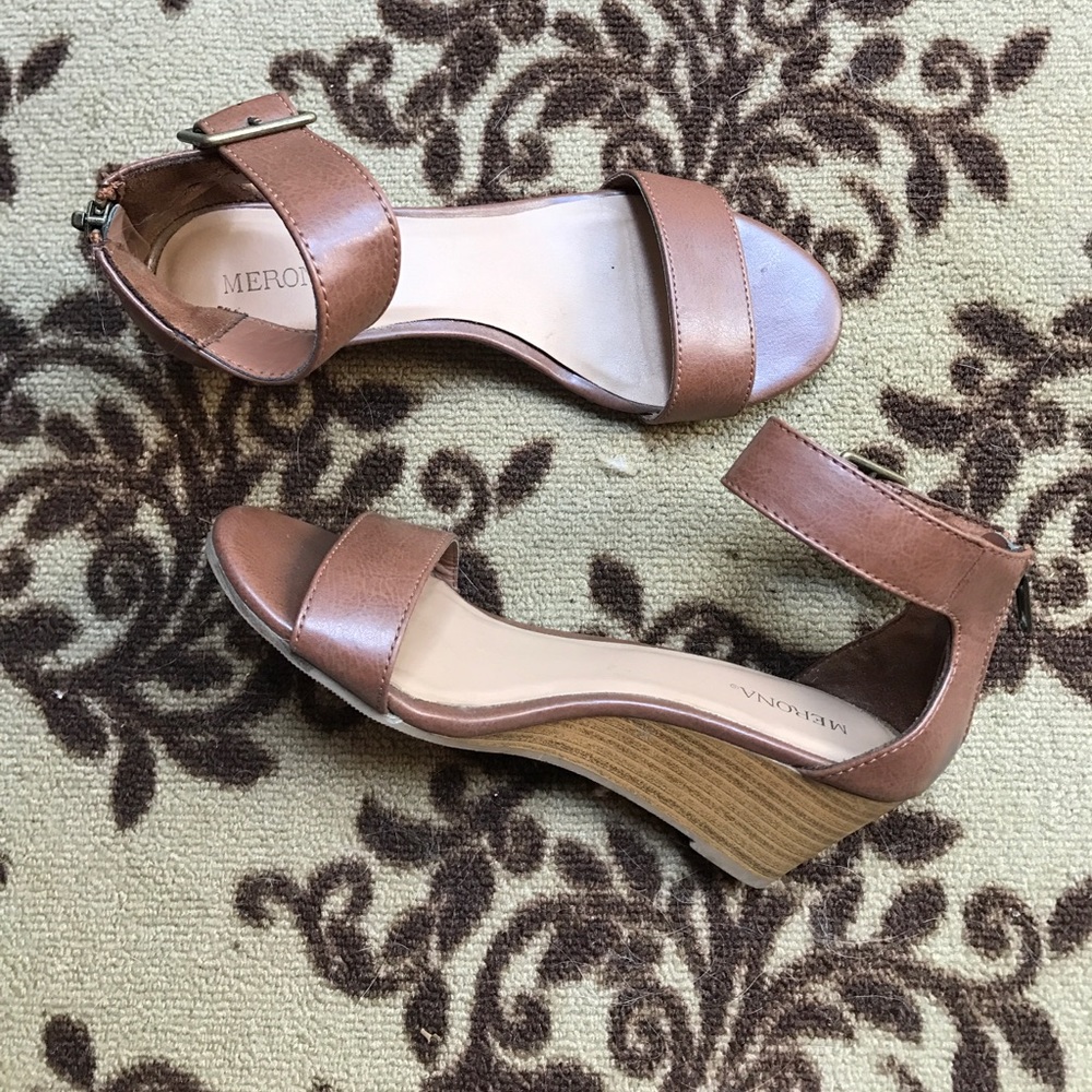 Wedge sandals