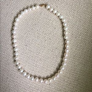 14kt 16in freshwater pearl necklace