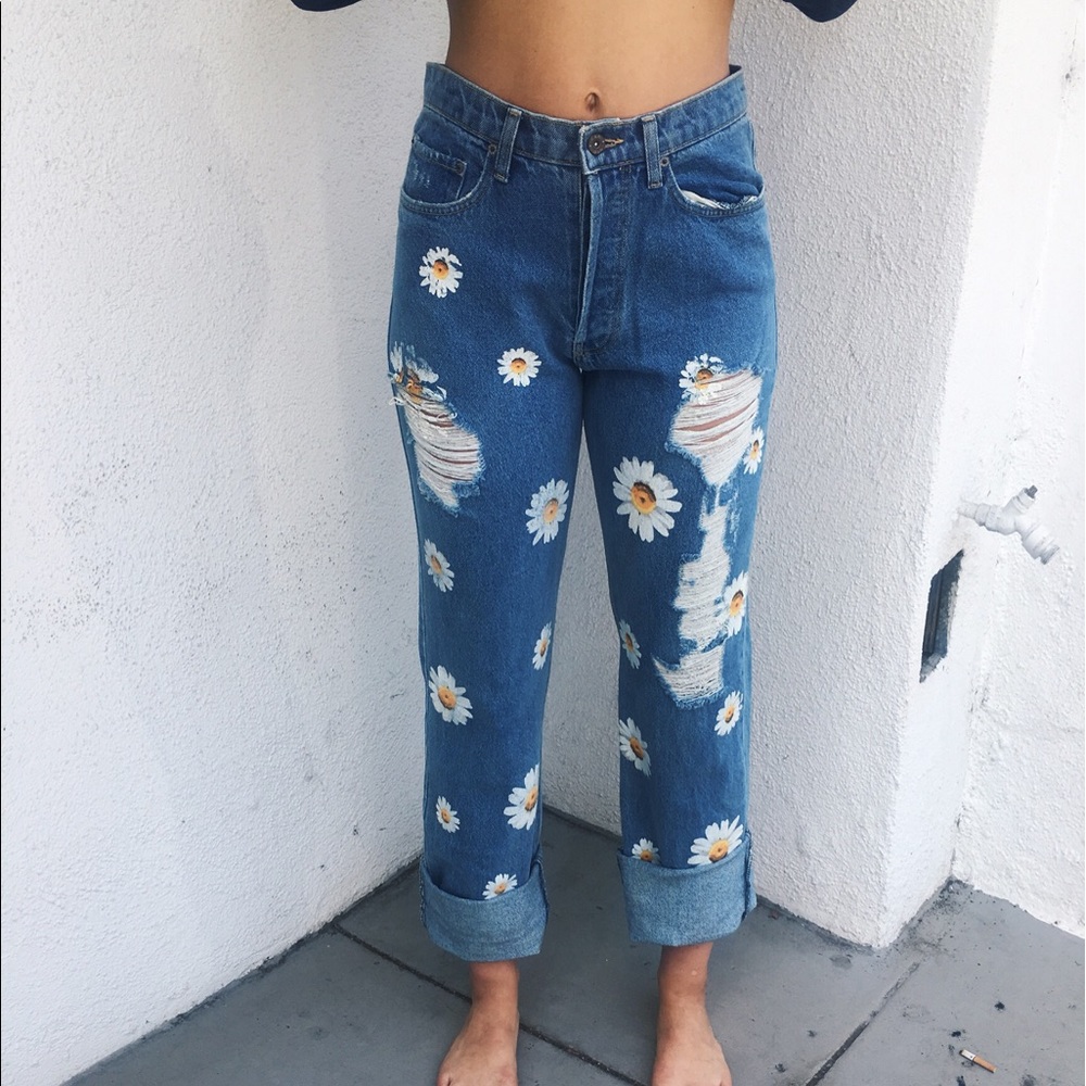 ◾️NEW!◾️ CARMAR daisy printed jeans from LF