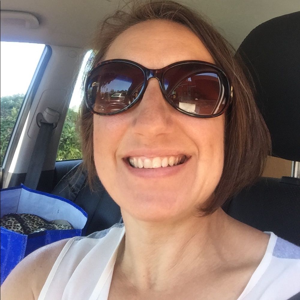 Meet your Posher, Renee