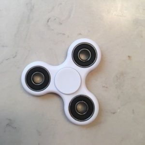 Fidget spinner