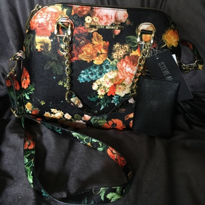 Rare Steve Madden Floral "Bhelena" handbag
