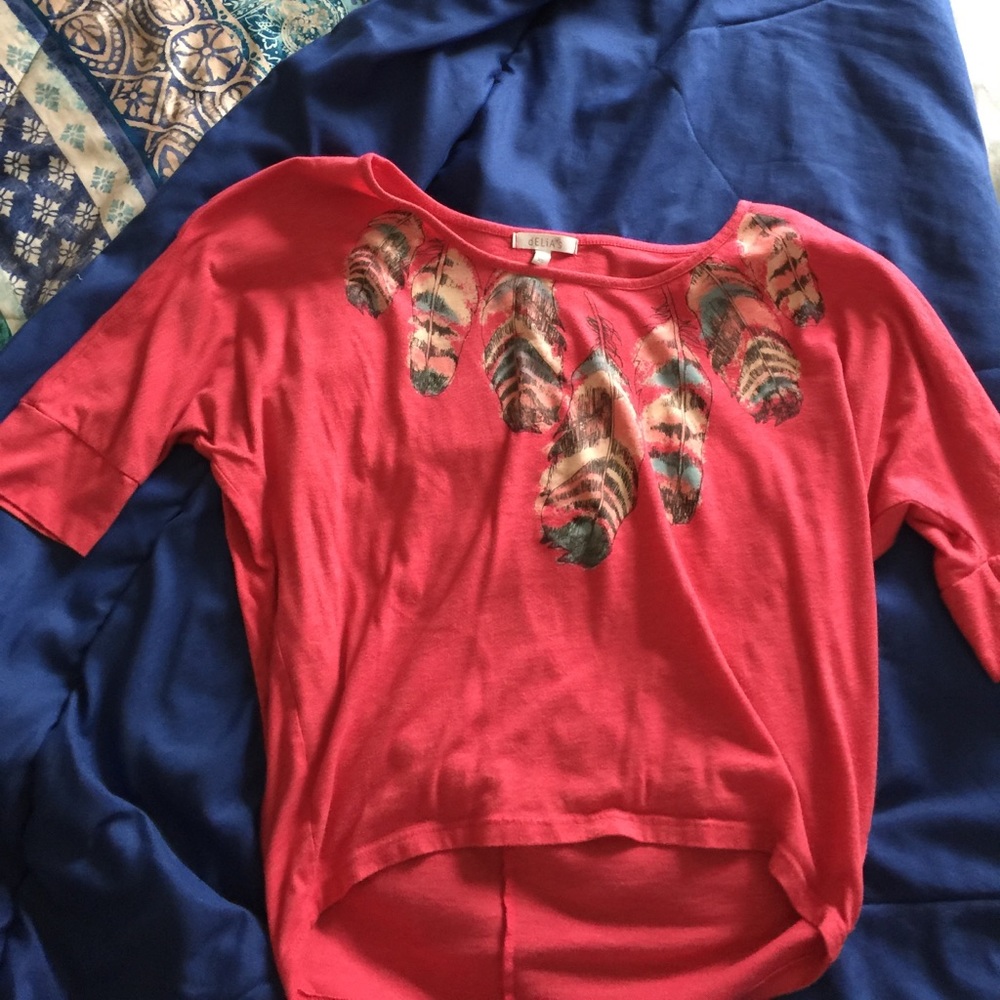 Delias shirt