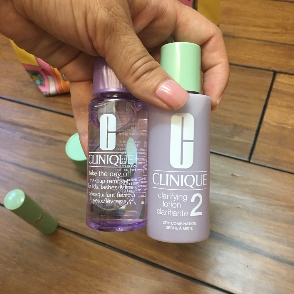Clinique Set - Picture 4 of 4