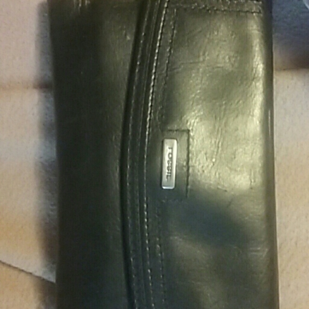Leather fossil wallet