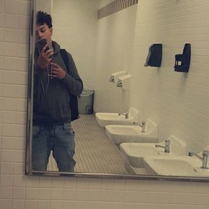 Meet your Posher, Ulises