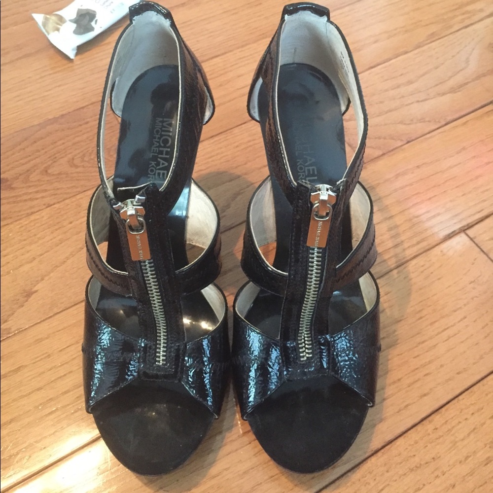 !! Michael Kors heels !!