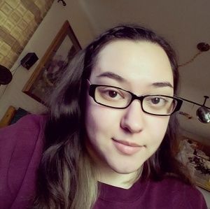 Meet your Posher, Mahaliah