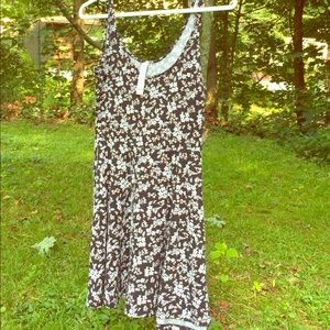 Its an Aéropostale dress with flowers on it.