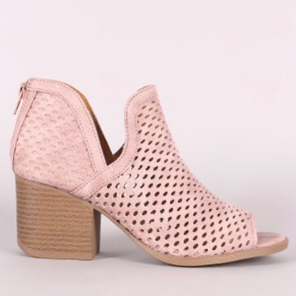 EMMA ANKLE BOOTIE - Picture 2 of 5