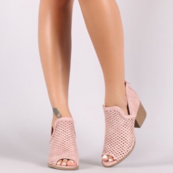 EMMA ANKLE BOOTIE - Picture 3 of 5