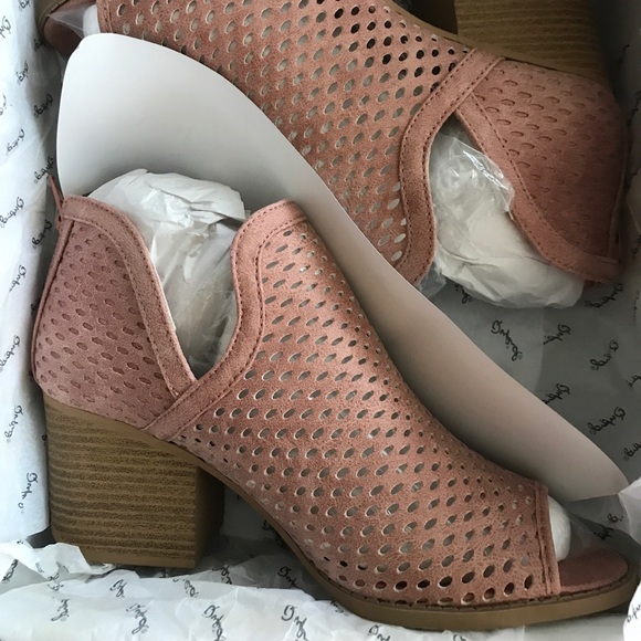 EMMA ANKLE BOOTIE - Picture 5 of 5