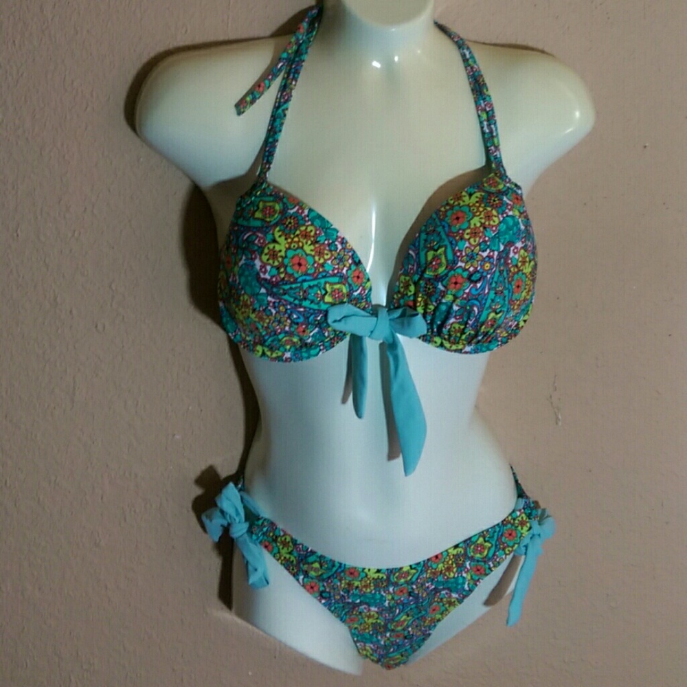 Swim suit
