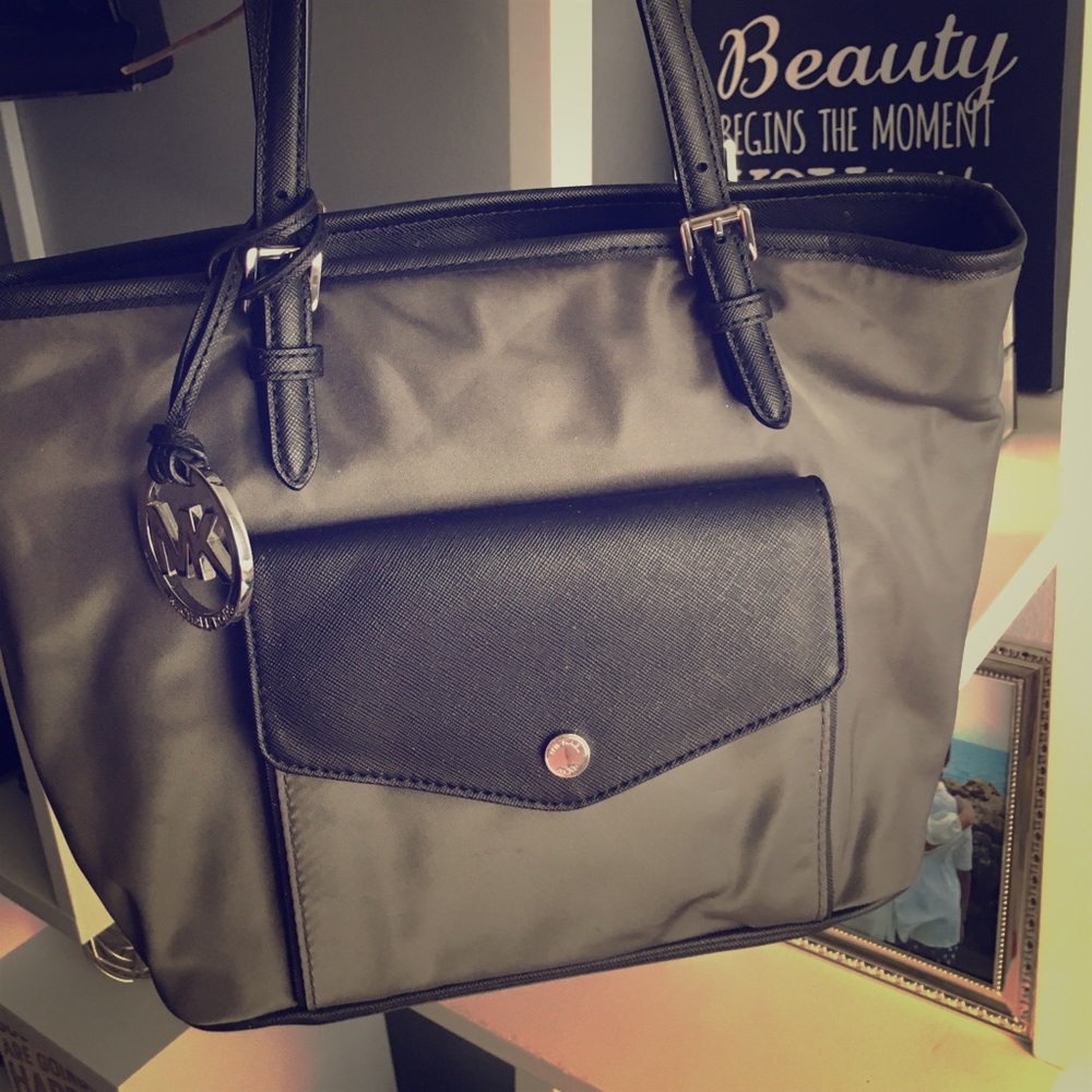Tote