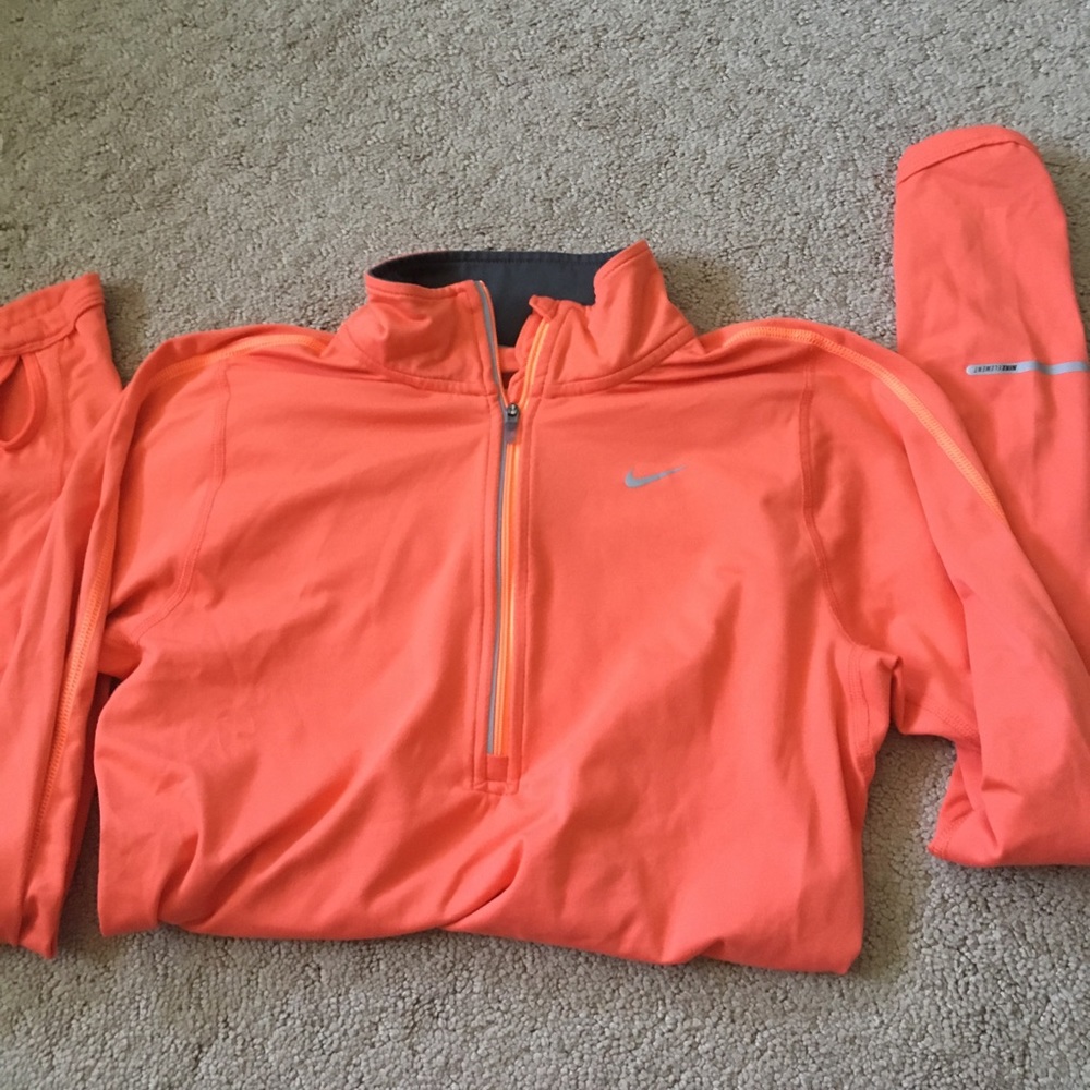 Nike long sleeve quarter zip