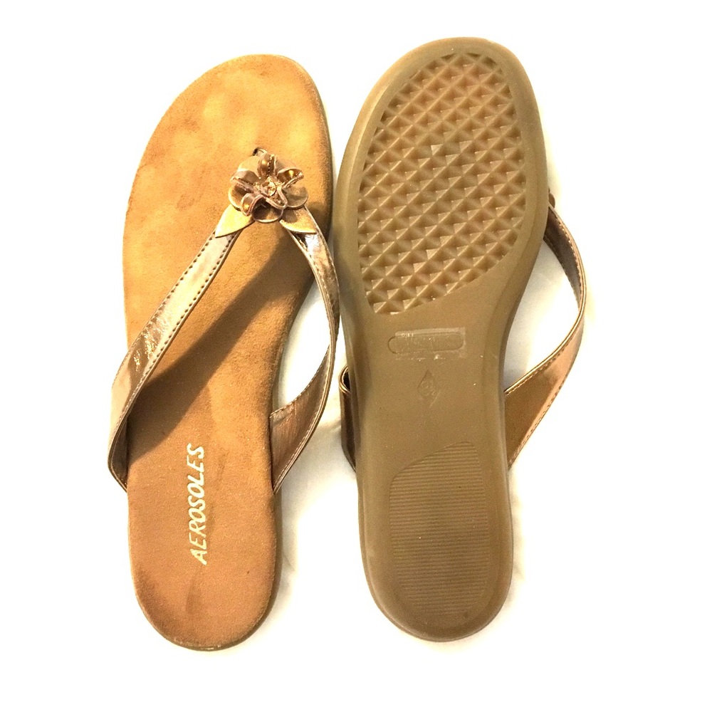 💖🎉SALE: Brown/metallic flip flops