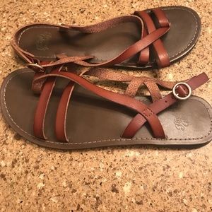 Cute brown sandals size 8