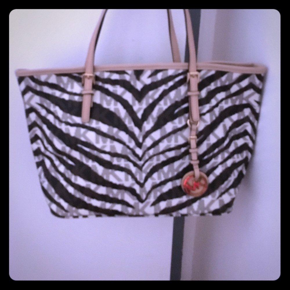 Michael Kors tote