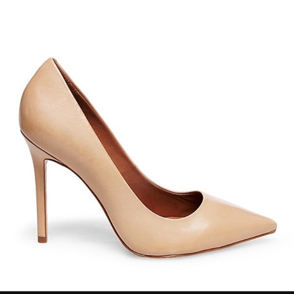 Steve Madden Shoes - Patent leather pumps