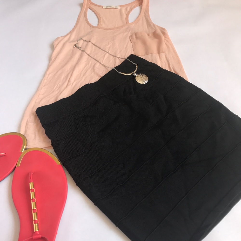 Forever 21 black mini skirt