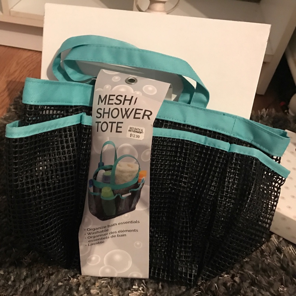 Mesh shower tote
