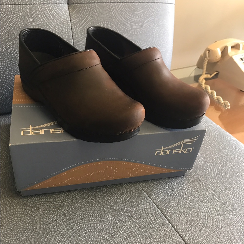 Dansko Clog, Brown